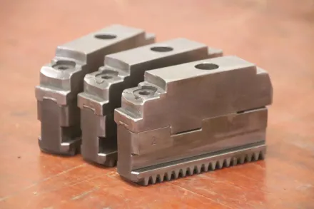 Forkardt Breite 22 mm schrägverzahnt Wechselbacken – RESALE