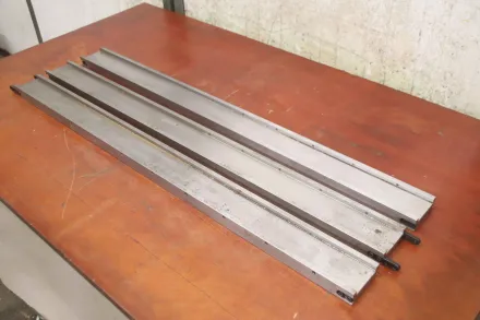 Promecam 80/30/1050 mm Unterlage für Abkantwerkzeug geteilt 3150 mm – RESALE