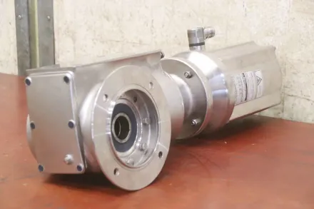 Bauer Edelstahl SNFA5E09XA4-TF/VA-TM regelb. Getriebemotor 0,11-1,1 kW 150-1500 U/min – RESALE