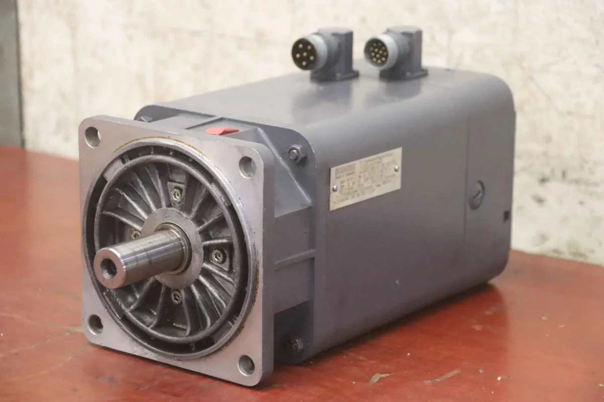 Siemens 1 FT5072-1AF71-4AH0 Servomotor