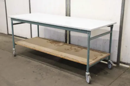 Krieg 2000/800/H850 mm Werkbank – RESALE