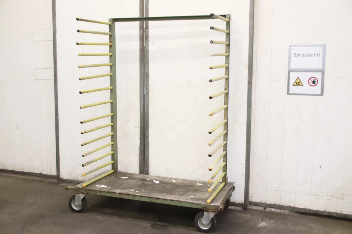Lübbers Lacktrockenwagen 1660/700/H2040 mm Hordenwagen