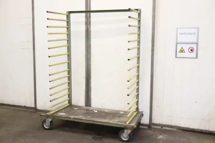 Lübbers Lacktrockenwagen 1660/700/H2040 mm Hordenwagen – RESALE