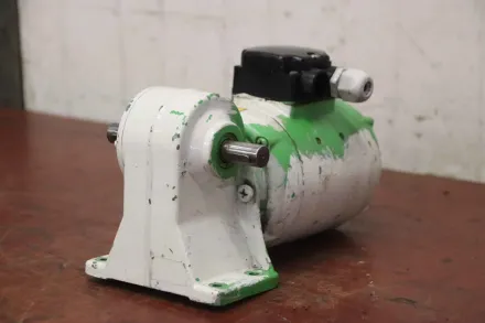 Groschopp E 4 WK 0341501 DM 90-60 Getriebemotor 0,12 kW 50 U/min – RESALE