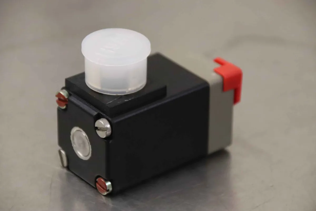bürkert 0212 A 3,0 FPM PA 00021315 Magnetventil