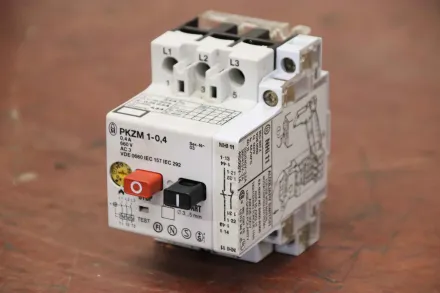 Moeller PKZM 1-0,4 Motorschutzschalter – RESALE