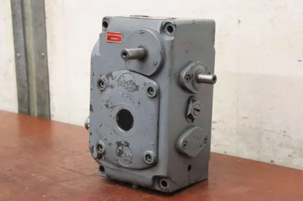 Piv RZO  R-9  Rb 1 40 regelbares Getriebe – RESALE