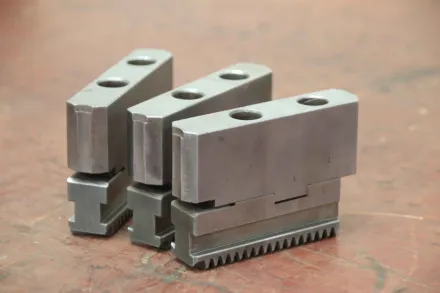 Forkardt Breite 22 mm schrägverzahnt Wechselbacken – RESALE