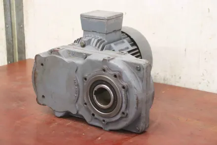 Nord SK 5080A--132 S/4 Getriebemotor 5,5 kW 126 U/min – RESALE