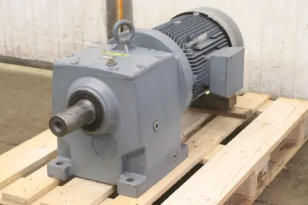 Nord SK 62-180 L/4  SK 180 L / 4 Getriebemotor 22 kW 127 U/min – RESALE