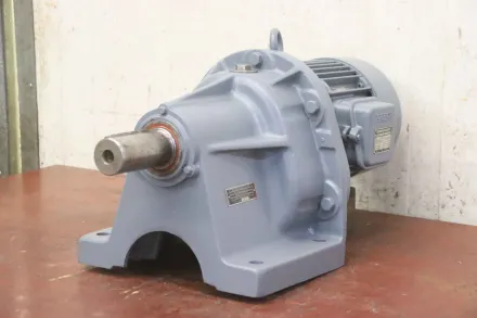 Bauer D 166/1461 Getriebemotor 1,5 kW 28 U/min – RESALE