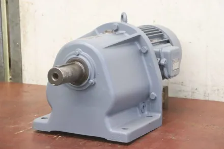 Bauer D 146/176 Getriebemotor 3 kW 82 U/min – RESALE