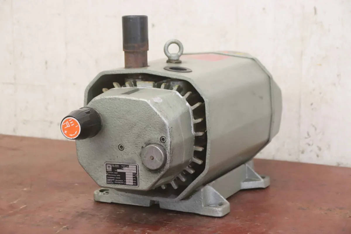Becker VT 3.40 Vakuumpumpe 1,25 kW 40 m³/h