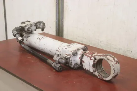 O&K 1 713 351  1554 541  Hub 470 mm Hydraulikzylinder – RESALE