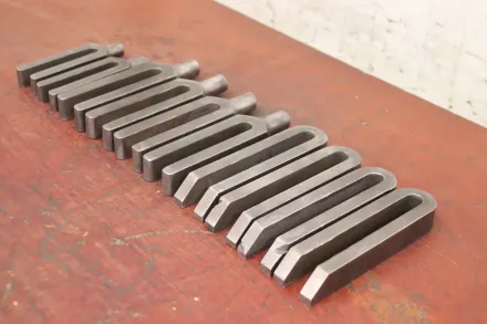 Schlitzbreite 15/18 mm Spannbügel Gabelspanneisen 10 Stück – RESALE