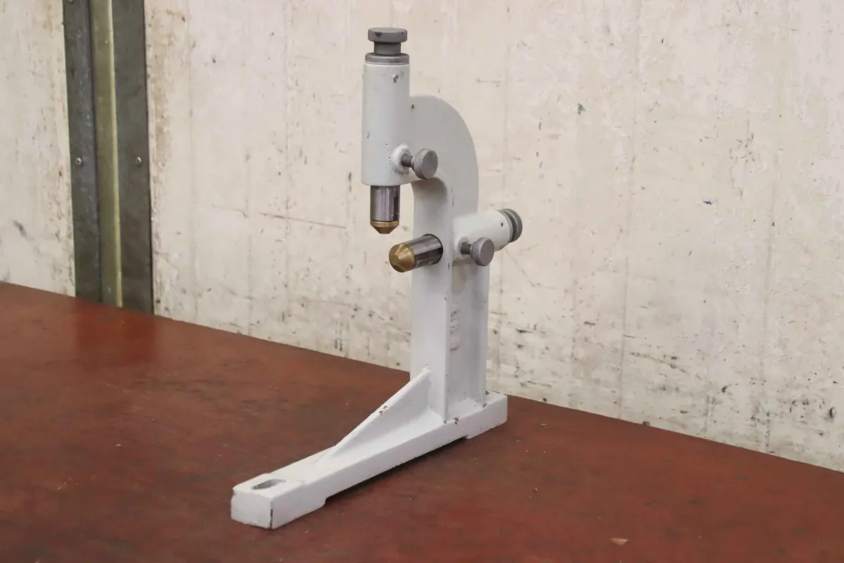 Spitzenhöhe 180 mm Lünette mitfahrend