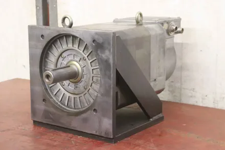 Siemens 1PH7131-2NF02-0BC0 Servomotor 350 V 16,5 kW – RESALE