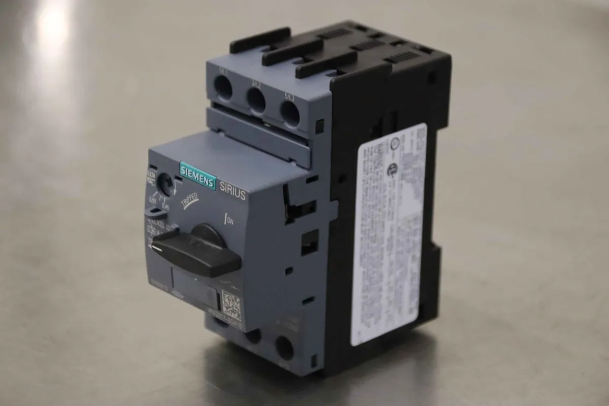 Siemens SIRIUS 3RV2011-0GA10 Leistungsschalter