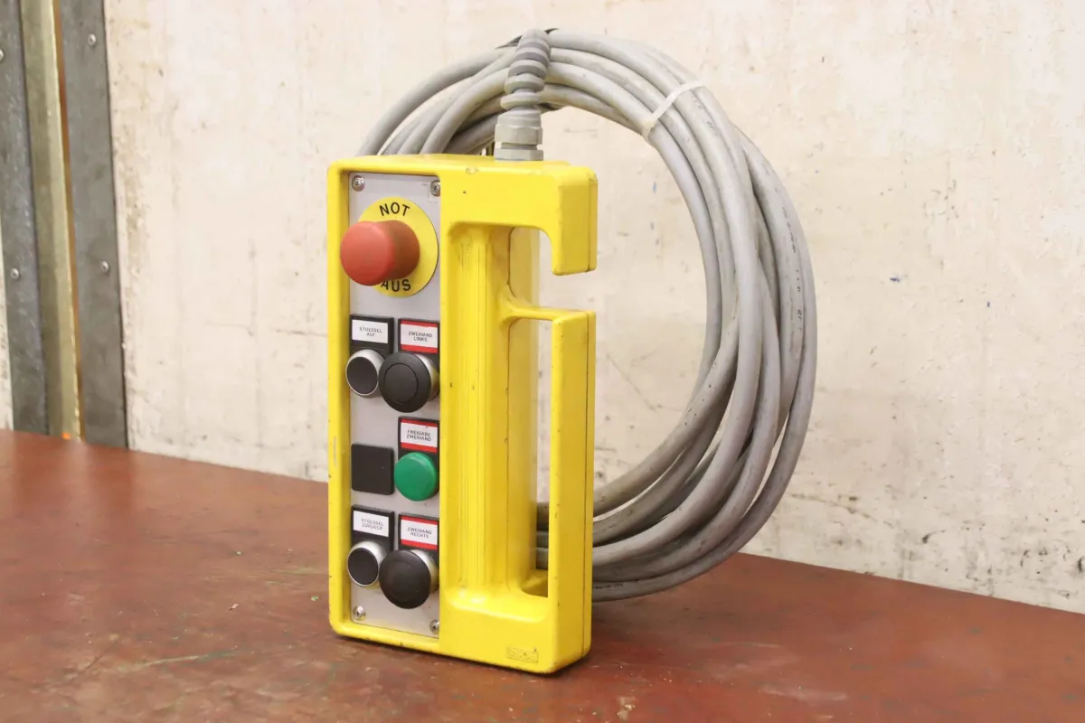 5 Funktionen plus Not Aus Bedienteil Handterminal