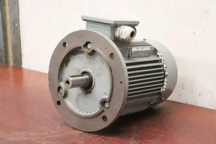 Elmot-Schäfer ESHE 100LB-4 Elektromotor 3 kW 1440 U/min – RESALE