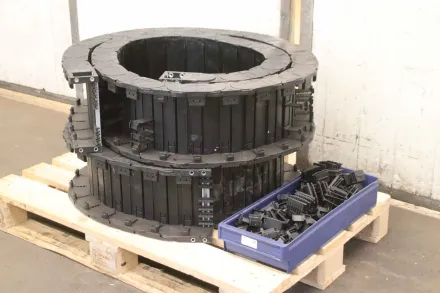Igus 4250 x 240 mm Energiekette 2 Stück – RESALE