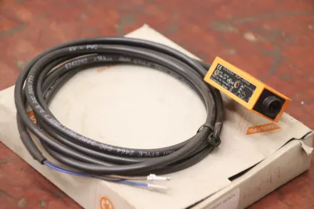 Ifm OU5002 OUF-DPKG Lichtleitersensor – RESALE