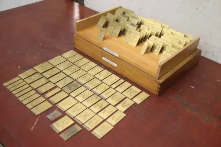 Buchstaben  Zahlen Symbole Buchstabenschablonen Negativschablonen – RESALE