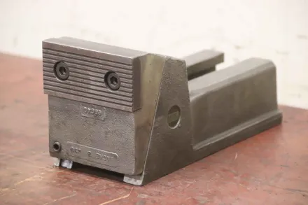 Lenzkes 100 x 50 mm Hmax. 210 mm Spannbacken höhenverstellbar – RESALE