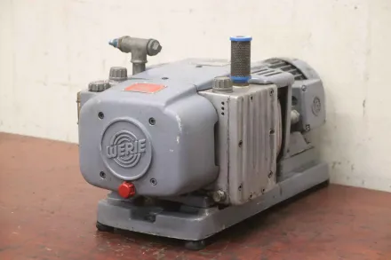 Werie Rietschle CLE15 DV Vakuumpumpe 0,75 kW 15 m³/h – RESALE