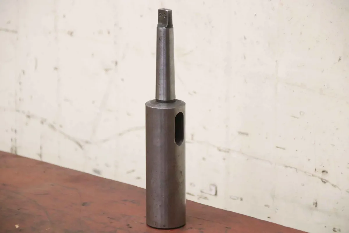 Adapter MK2/3 Morse taper sleeve MK2