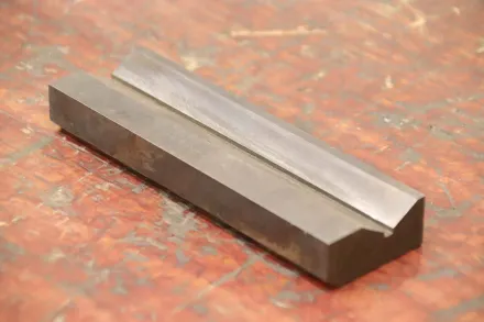 Stahl 160/50/H22 mm Anreissprisma – RESALE