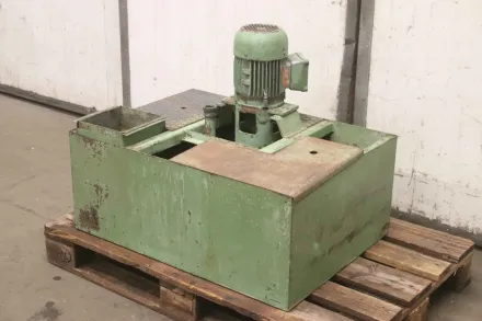Schlüter mit Behälter Kühlwasserpumpe 1,5 kw – RESALE