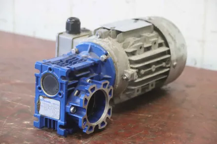 Motovario NHRV/ 030  63A-4 Getriebemotor 0,12 kW 45 U/min – RESALE