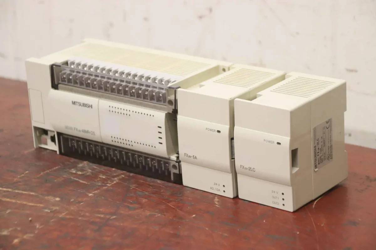 Mitsubishi FX2N-48MR-DS FX2N-5A SPS Steuerung