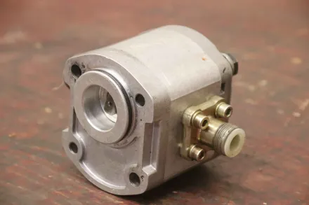 Marzocchi 2BK7S6 Hydraulikpumpe – RESALE
