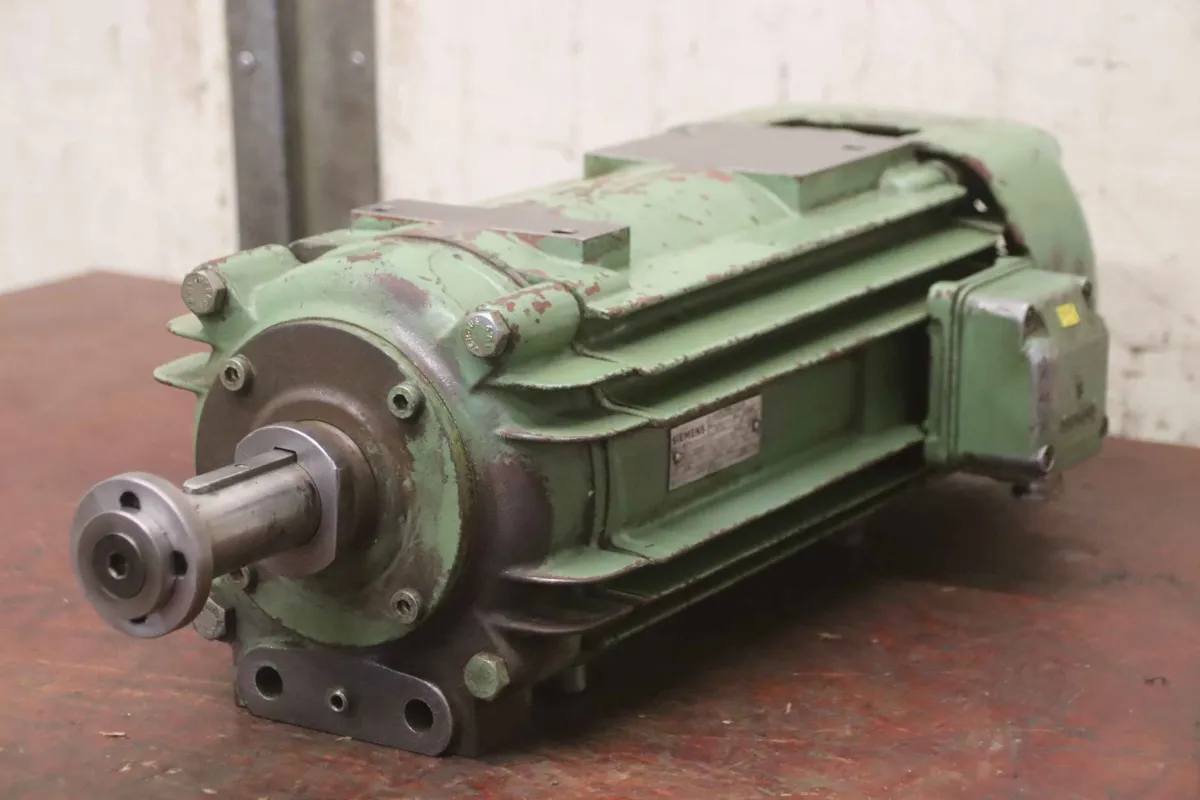 Siemens 1PC3116-2AA29 Fräsmotor 7,5/11,5 kW / 2920/5910 U/min