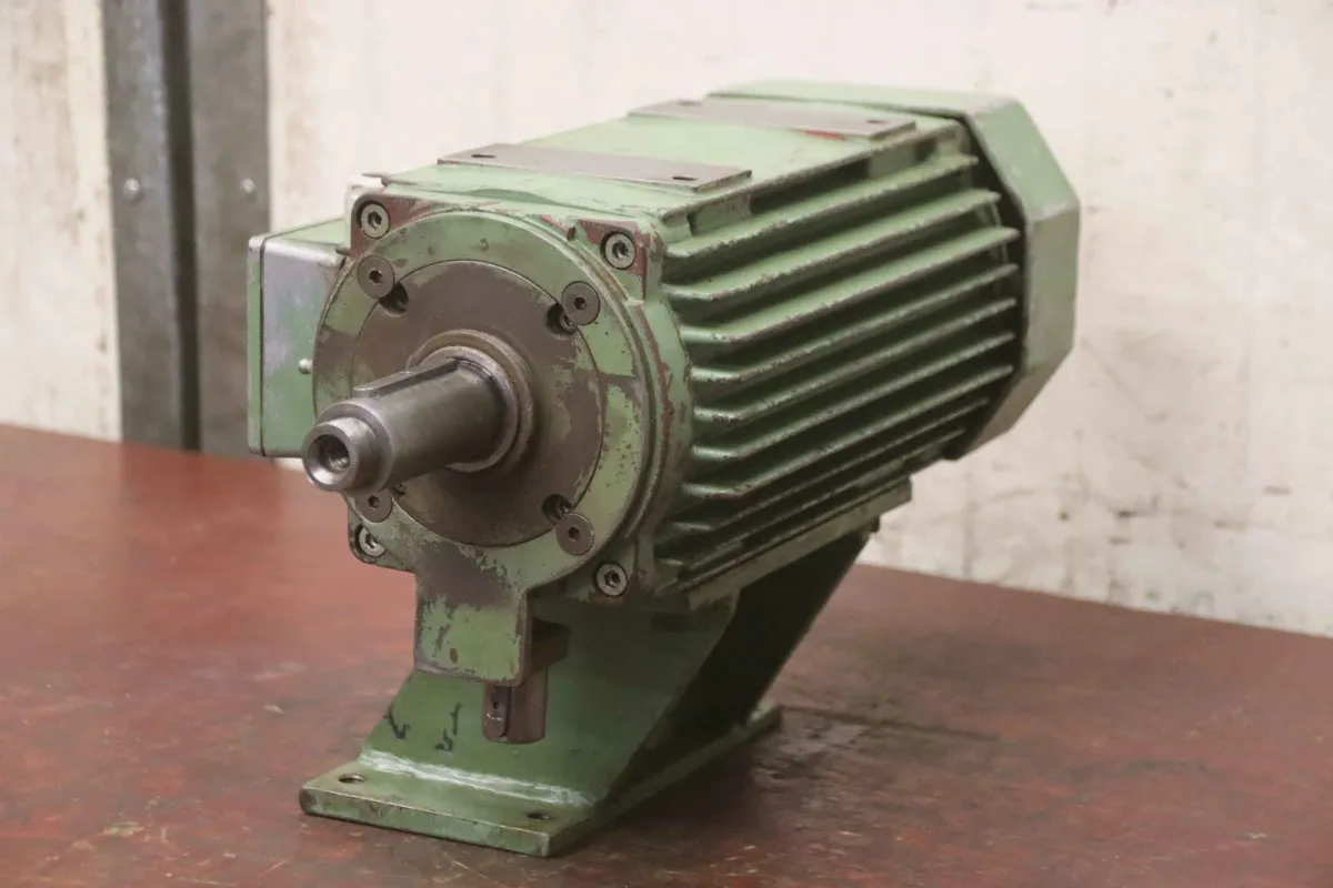 Siemens 1PC3107-2AA29 Fräsmotor 3,5/5,5 kW / 2880/5860 U/min