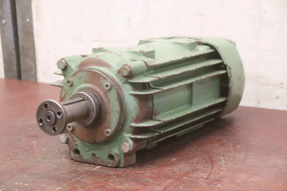 Siemens 1PC3115-2AA99 Fräsmotor 4,0/6,4 kW / 2925/5910 U/min