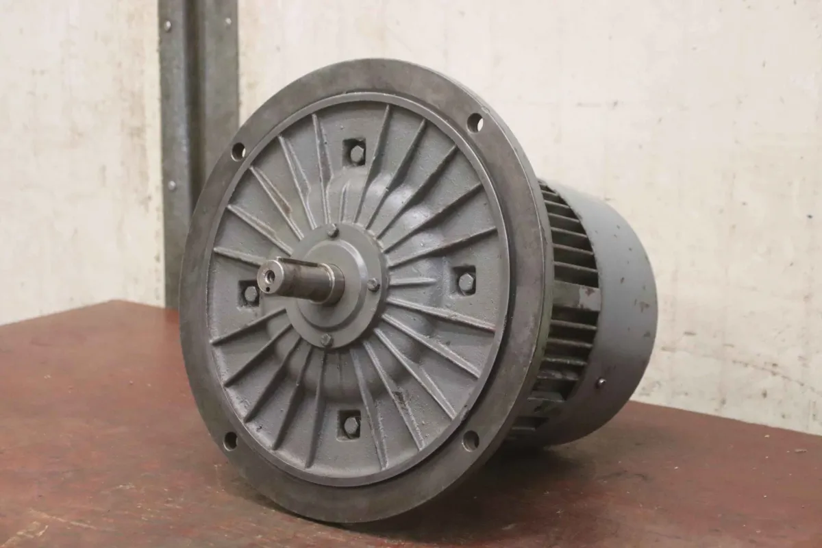 Bauknecht RF 4/4-1 n Elektromotor 4 kW 1430 U/min