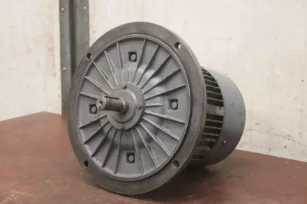 Bauknecht RF 4/4-1 n Elektromotor 4 kW 1430 U/min – RESALE