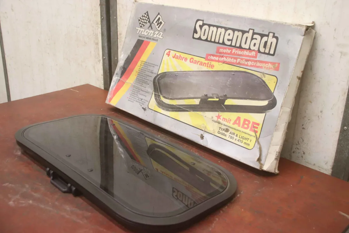 Monza Air & Light 1 780 x 410 mm Sonnendach
