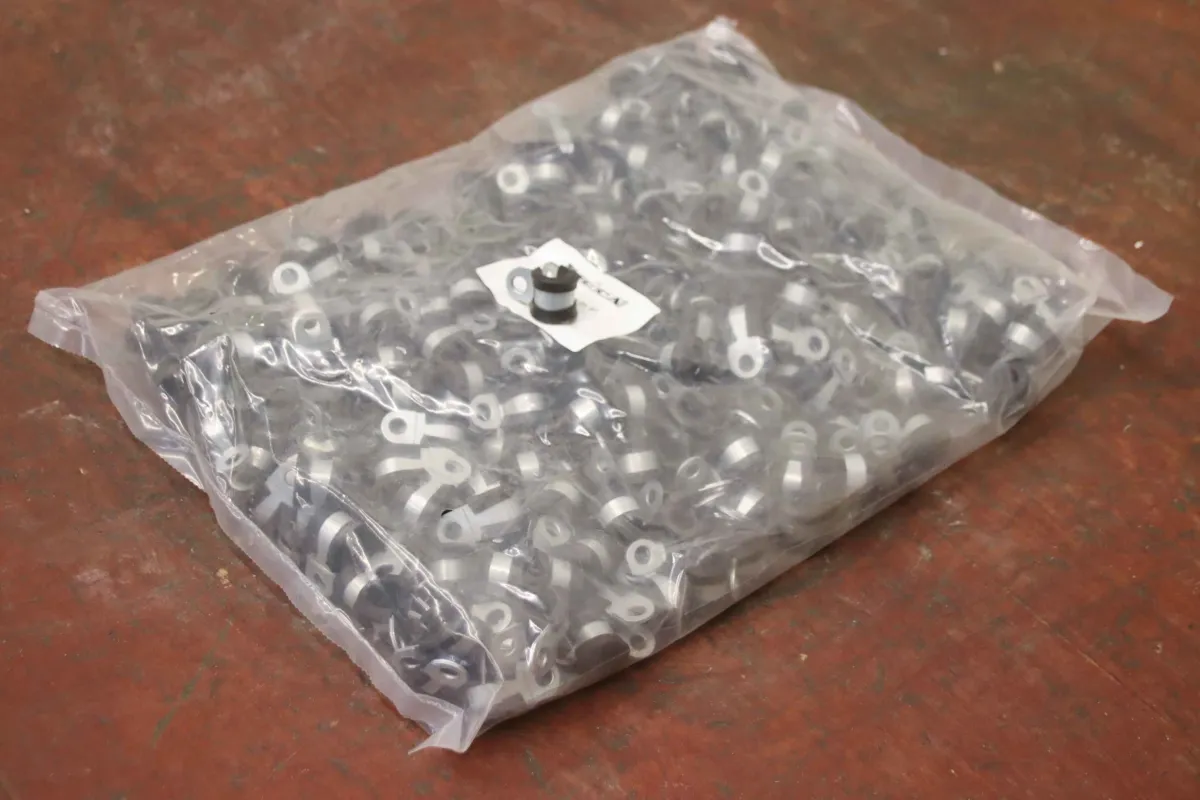 Norma RSGU 11/15 D1 W1 pipe clamps 250 pieces