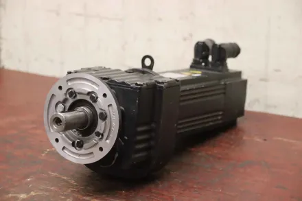 Sew-Eurodrive RF27 CMP63M/KY/AKOH/SM1 Getriebemotor Servogetriebemotor 455 U/min – RESALE