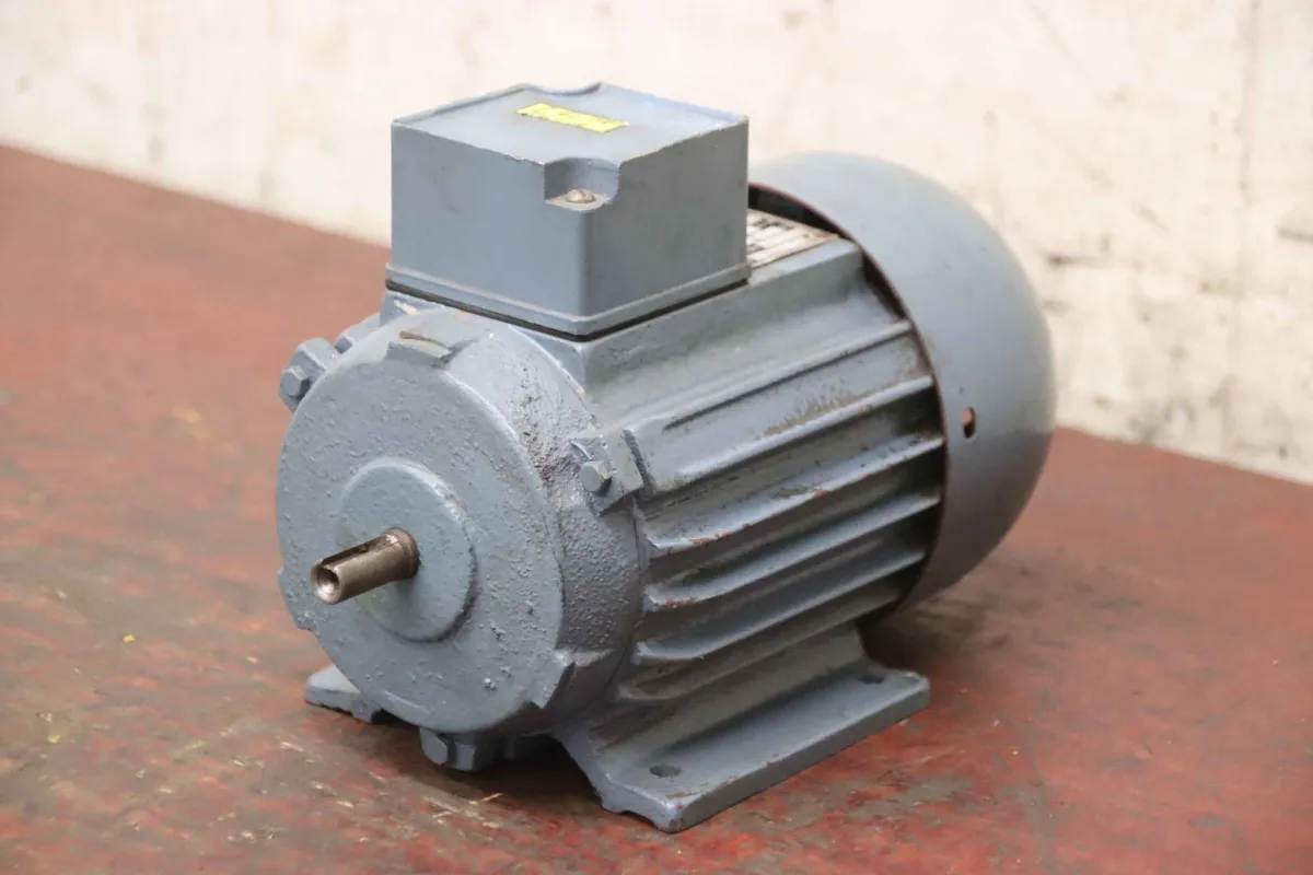 DM 63 K 2 Electric motor 0.18 kW 2800 rpm