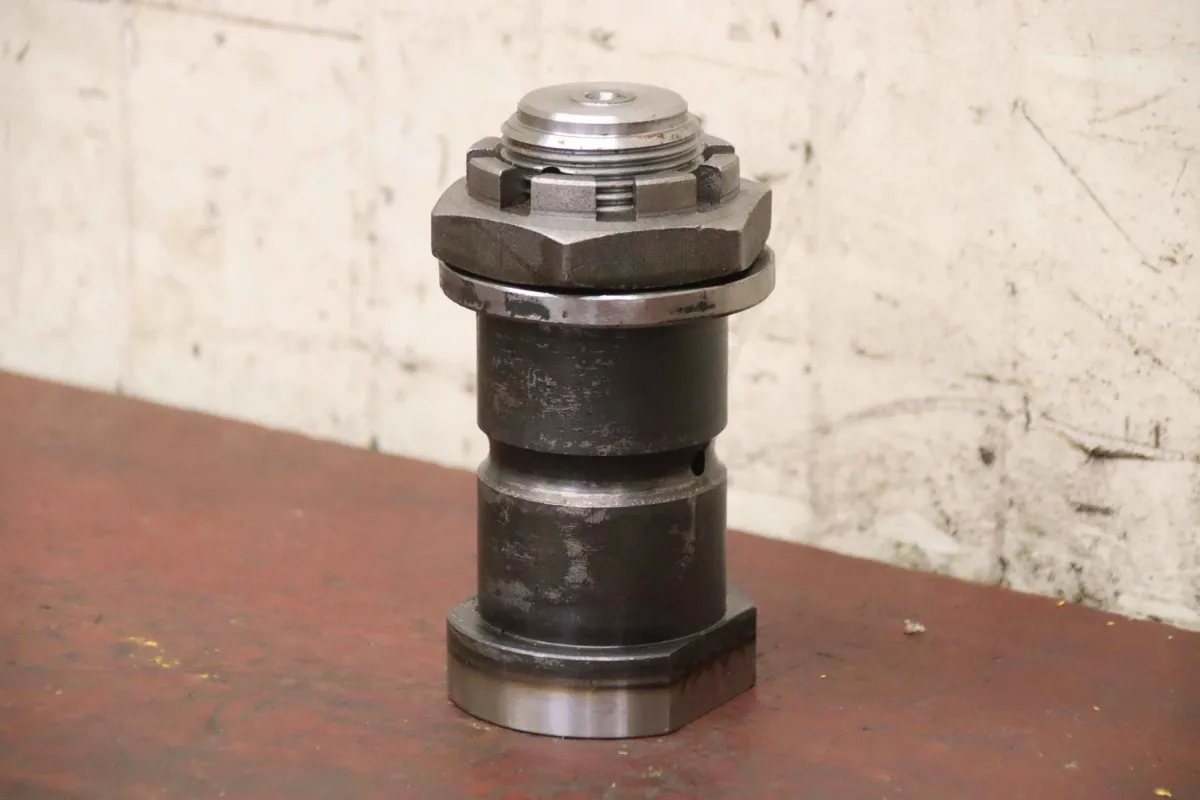 Schaft: Ø 60 mm M48 Schmierbolzen 75x145
