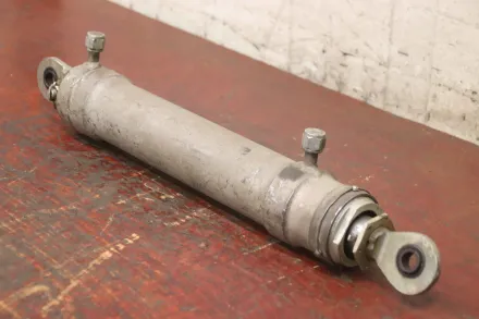 Hub 200 mm Hydraulikzylinder – RESALE