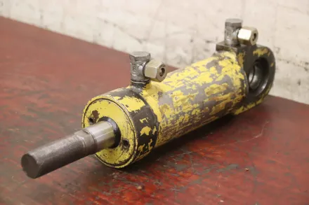Hub 115 mm Hydraulikzylinder – RESALE