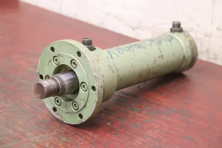 Hub 180 mm Hydraulikzylinder – RESALE