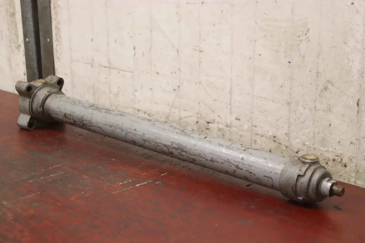 Orsta S2-50/32x630 /0 Hub 630 mm Hydraulikzylinder
