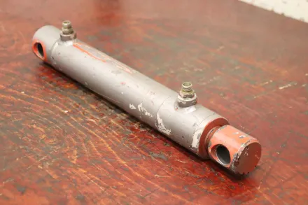 Hub 245 mm Hydraulikzylinder – RESALE